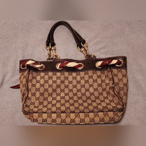COPY - AUTHENTIC GUCCI MONOGRAM POSITANO TOTE - Picture 2 of 13
